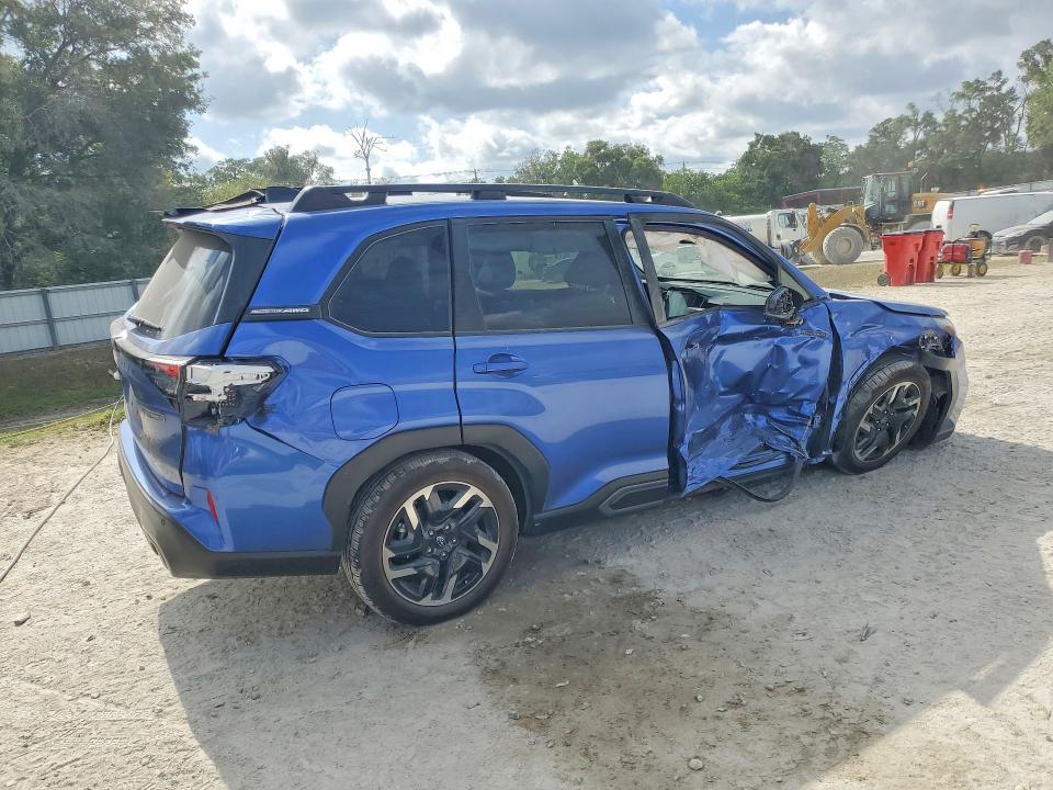 Продажа на аукционе авто 2025 Subaru Forester, vin: JF2SLSRD4SH403258, номер лота: 51651956