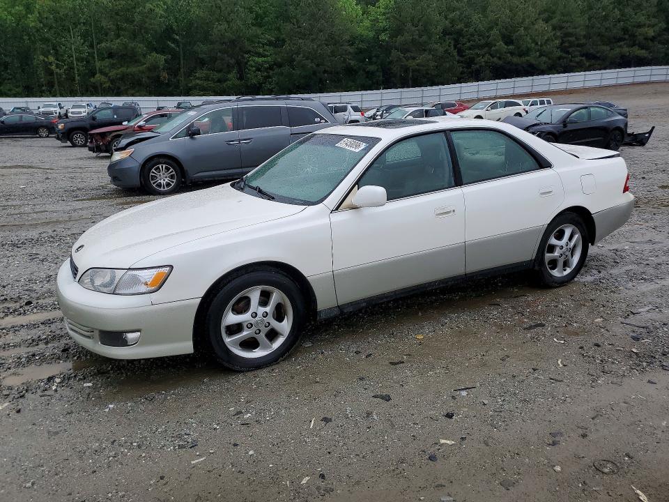 2000 Lexus Es მანქანა იყიდება აუქციონზე, vin: JT8BF28G9Y0283321, აუქციონის ნომერი: 51458096