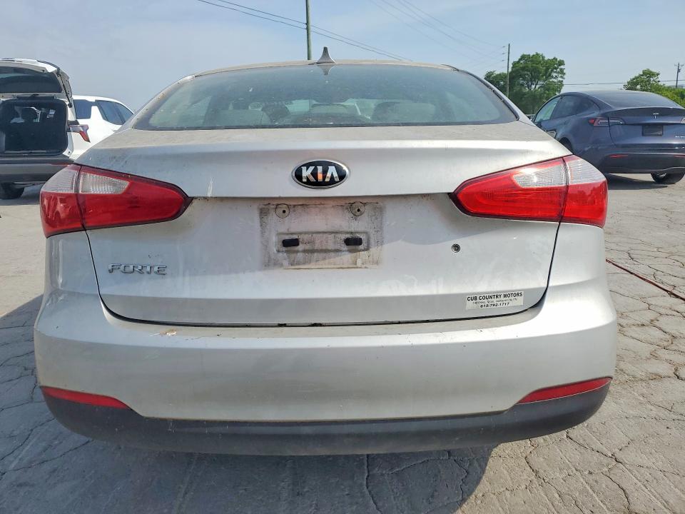 51178476 :رقم المزاد ، KNAFK4A61F5371806 vin ، 2015 Kia Forte مزاد بيع