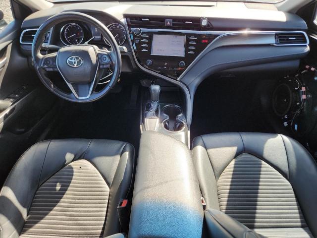47734876 :رقم المزاد ، 4T1B11HK0JU666444 vin ، 2018 Toyota Camry مزاد بيع