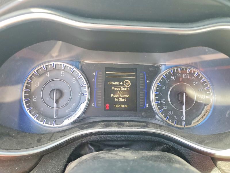 49987516 :رقم المزاد ، 1C3CCCAB5FN632689 vin ، 2015 Chrysler 200 مزاد بيع