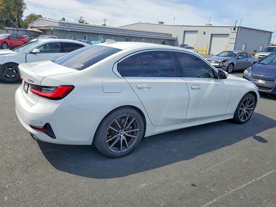 2019 Bmw 330i მანქანა იყიდება აუქციონზე, vin: WBA5R1C56KAK10895, აუქციონის ნომერი: 50140256