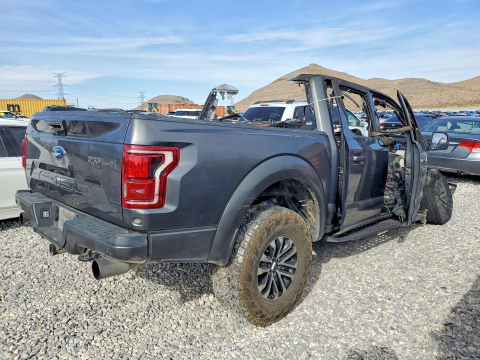Продаж на аукціоні авто 2018 Ford F150, vin: 1FTFW1RG0JFA63032, номер лоту: 49271826