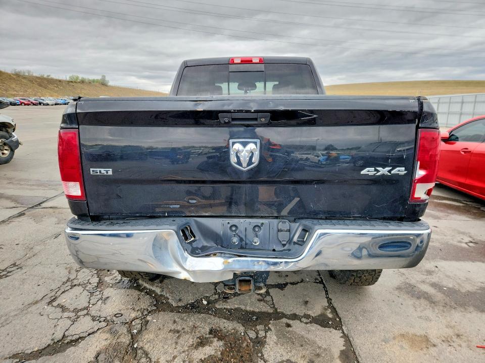 50473986 :رقم المزاد ، 3C6UR5DL4JG424908 vin ، 2018 Ram 2500 مزاد بيع