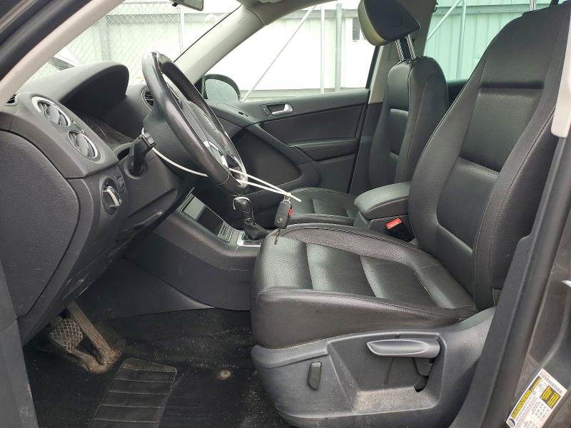2013 Volkswagen Tiguan მანქანა იყიდება აუქციონზე, vin: WVGBV3AX6DW587942, აუქციონის ნომერი: 51586046