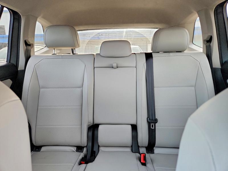 46779326 :رقم المزاد ، 3VV2B7AX4JM026947 vin ، 2018 Volkswagen Tiguan مزاد بيع