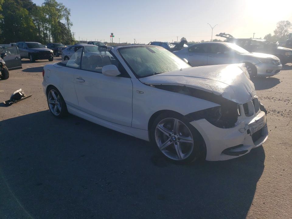2011 Bmw 135 მანქანა იყიდება აუქციონზე, vin: WBAUN7C52BVM24754, აუქციონის ნომერი: 48892716