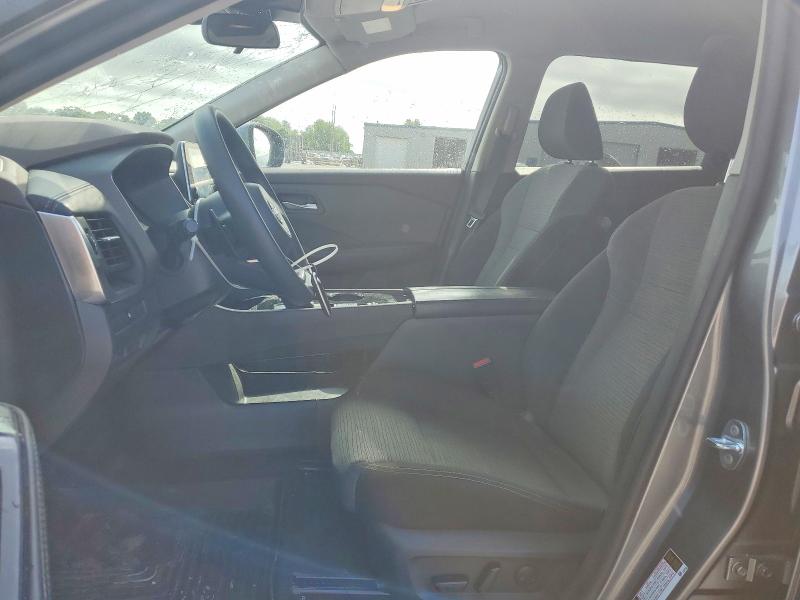 51687766 :رقم المزاد ، 5N1BT3BA0PC846835 vin ، 2023 Nissan Rogue مزاد بيع
