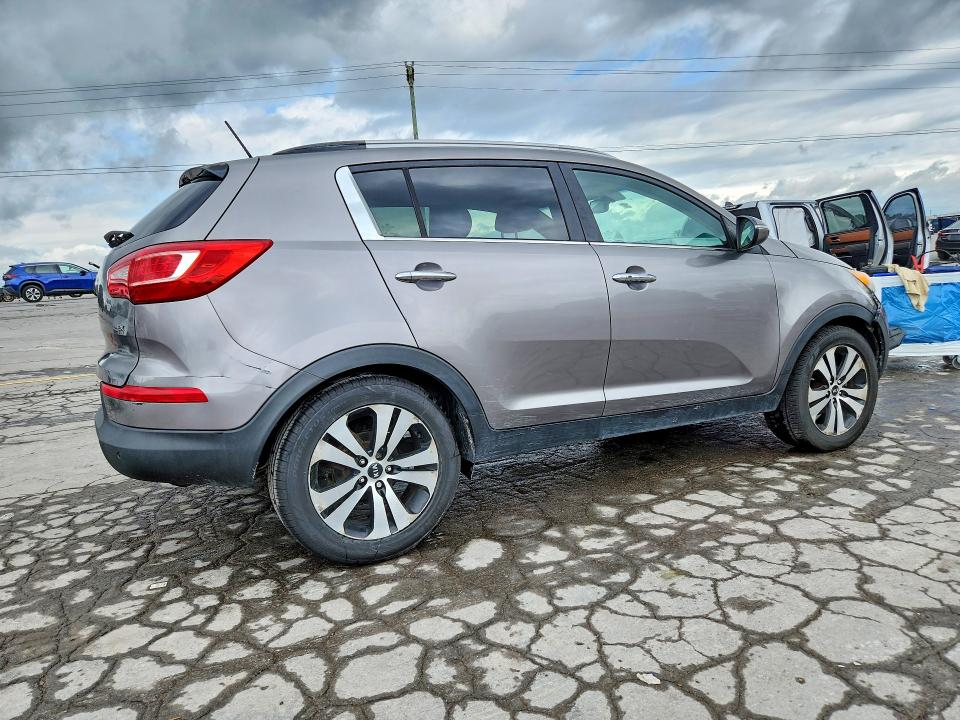 51653596 :رقم المزاد ، KNDPC3A20B7052441 vin ، 2011 Kia Sportage مزاد بيع
