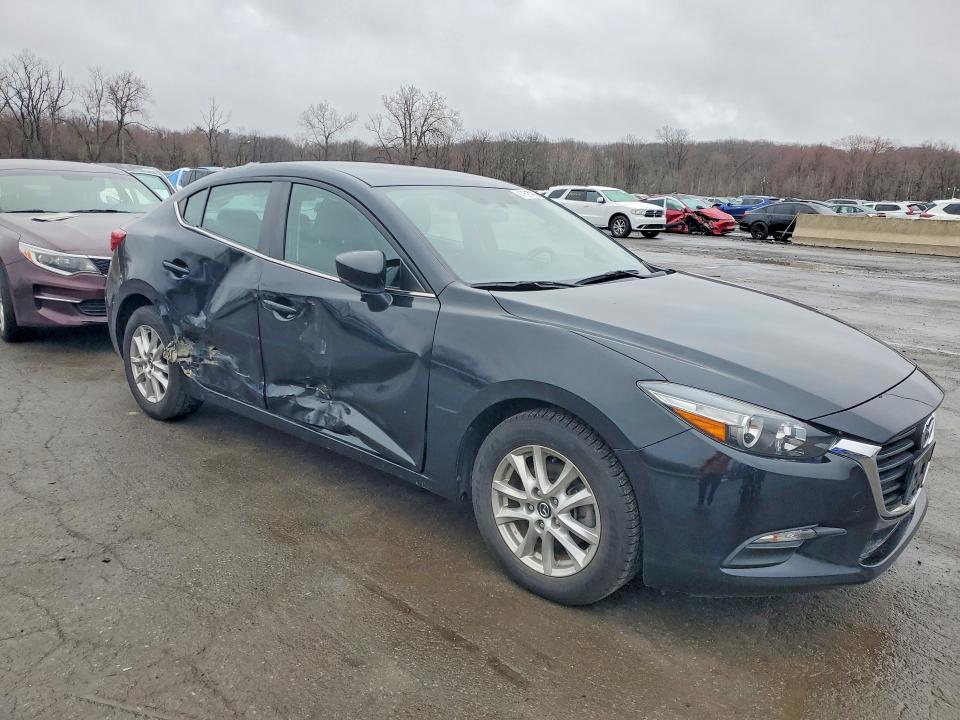 47597016 :رقم المزاد ، 3MZBN1U71HM131208 vin ، 2017 Mazda 3 مزاد بيع
