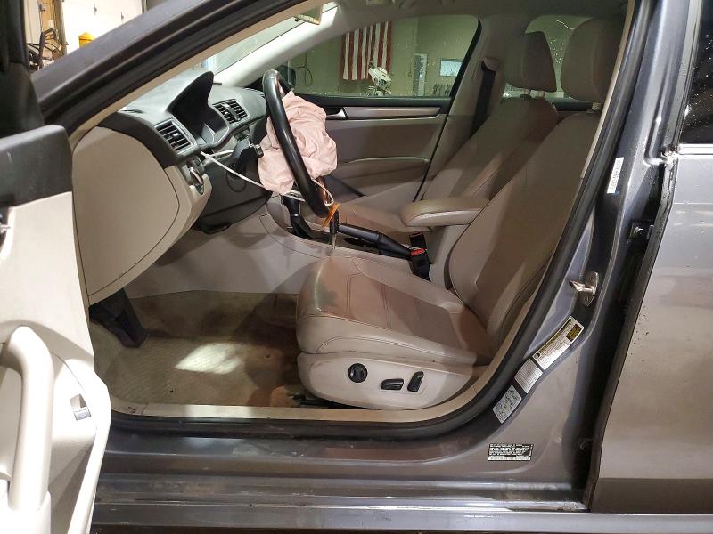 Продажа на аукционе авто 2015 Volkswagen Passat, vin: 1VWBV7A34FC051551, номер лота: 48953736