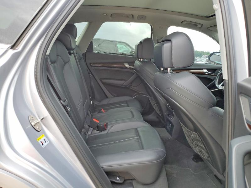 Продаж на аукціоні авто 2018 Audi Q5, vin: WA1BNAFY0J2048353, номер лоту: 49781046