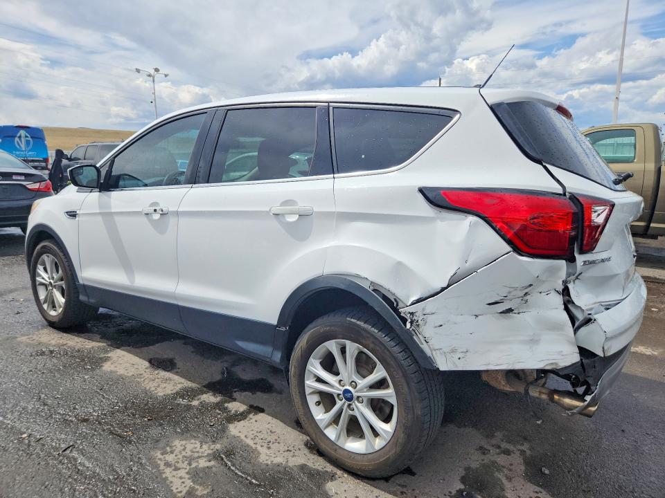 49110196 :رقم المزاد ، 1FMCU0GD0KUA41181 vin ، 2019 Ford Escape مزاد بيع