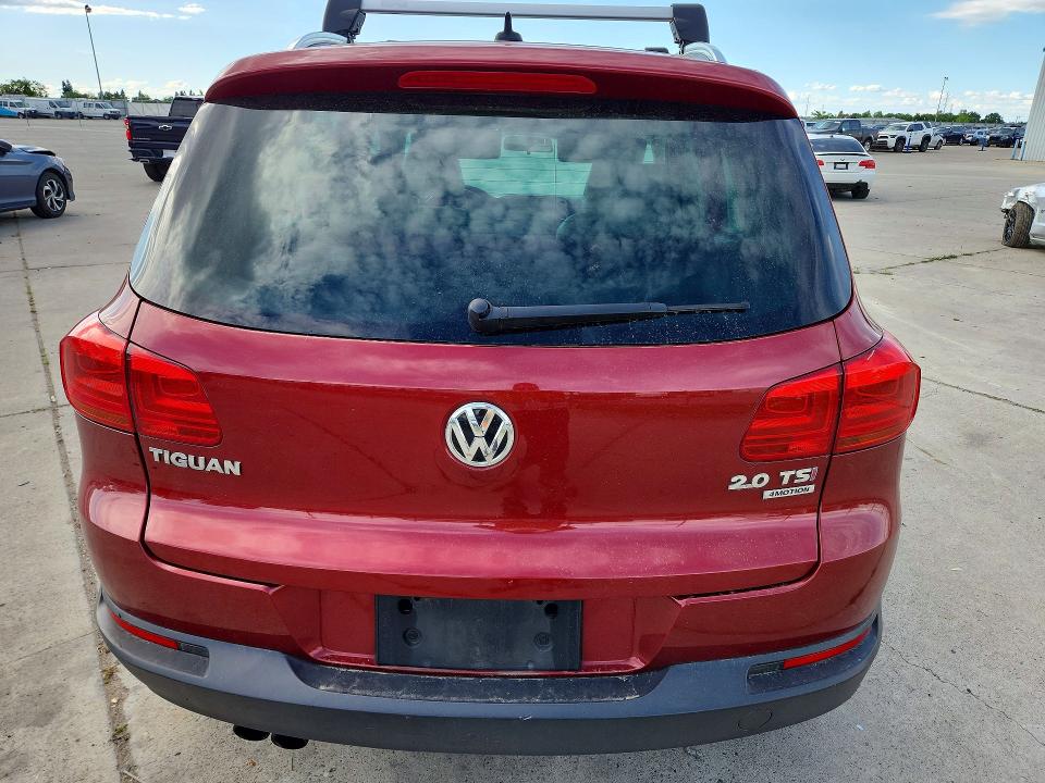 49035926 :رقم المزاد ، WVGBV7AX3CW097352 vin ، 2012 Volkswagen Tiguan مزاد بيع