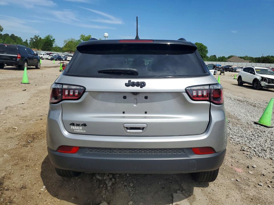 49454276 :رقم المزاد ، 3C4NJDBN0PT555515 vin ، 2023 Jeep Compass Latitude مزاد بيع