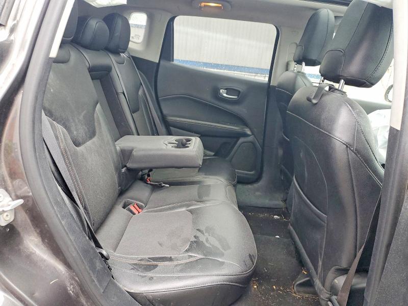 Продаж на аукціоні авто 2018 Jeep Compass, vin: 3C4NJDBB1JT200625, номер лоту: 51432616