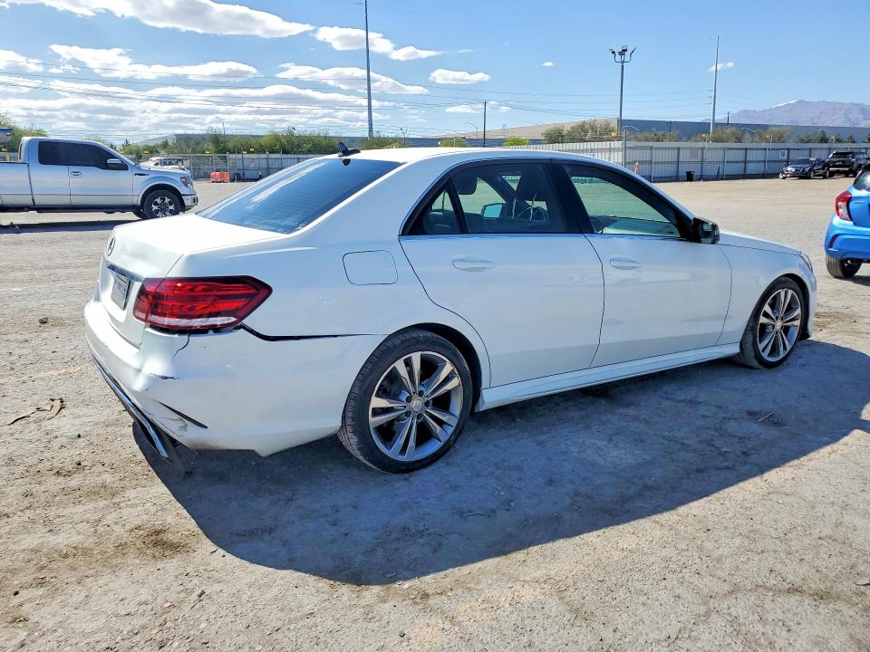 51820126 :رقم المزاد ، WDDHF5KB6FB132065 vin ، 2015 Mercedes-benz E مزاد بيع