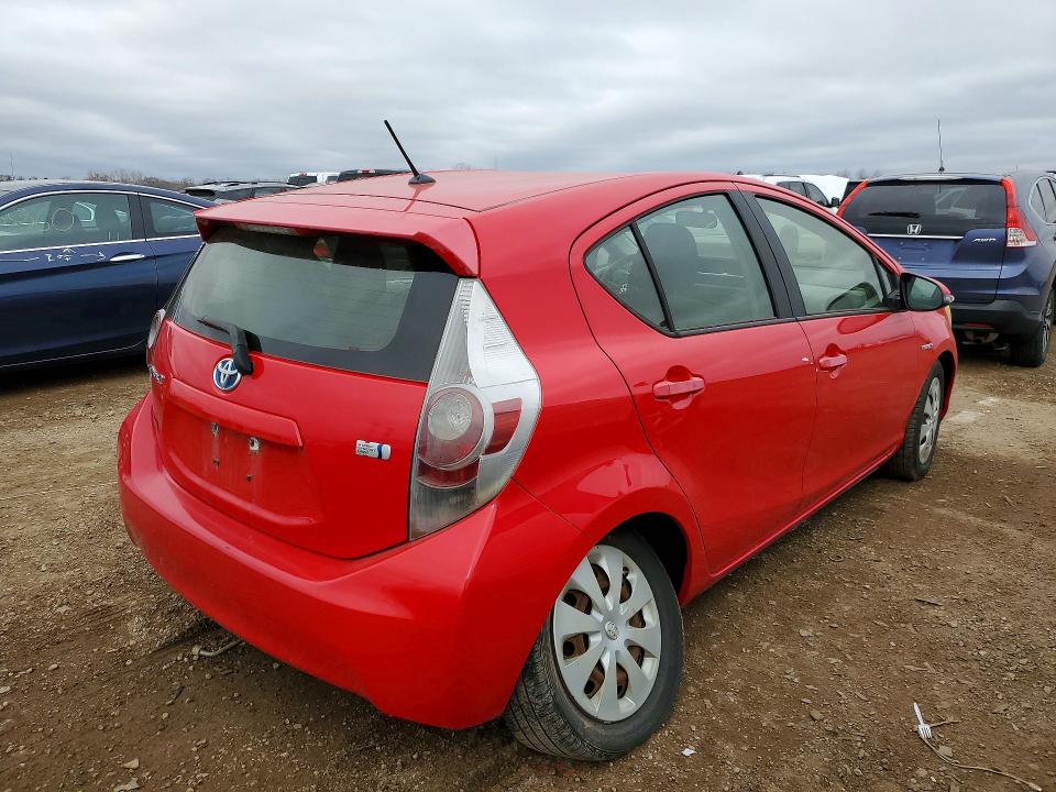 48473786 :رقم المزاد ، JTDKDTB31C1503816 vin ، 2012 Toyota Prius C مزاد بيع