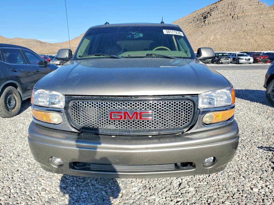 50171236 :رقم المزاد ، 1GKEK63U43J339073 vin ، 2003 Gmc Yukon مزاد بيع