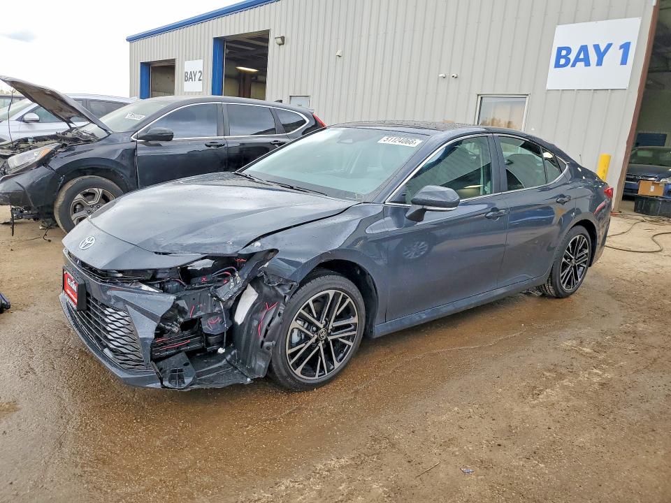 2026 Toyota Camry მანქანა იყიდება აუქციონზე, vin: 4T1DBADK3TU555739, აუქციონის ნომერი: 51124066