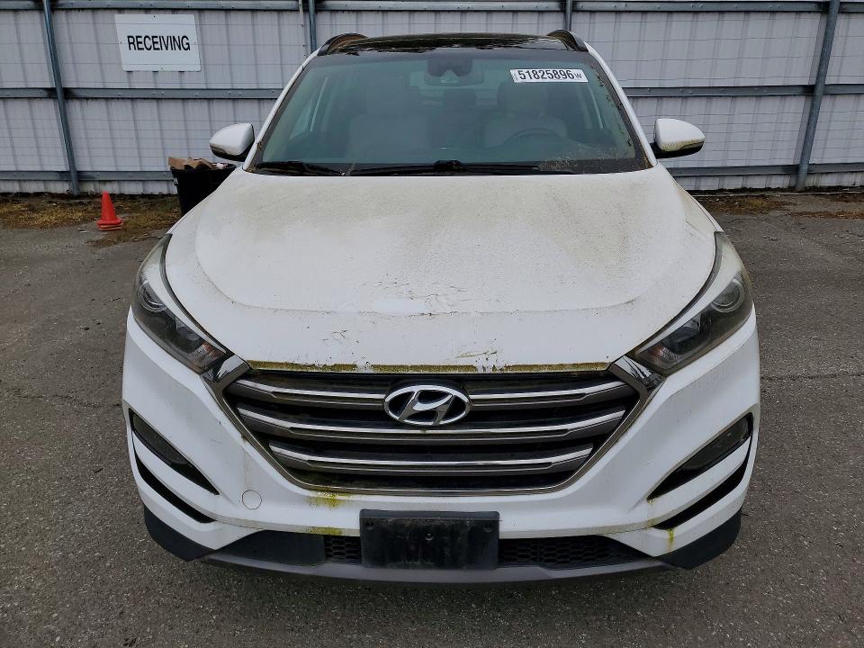 2016 Hyundai Tucson მანქანა იყიდება აუქციონზე, vin: KM8J3CA27GU098200, აუქციონის ნომერი: 51825896
