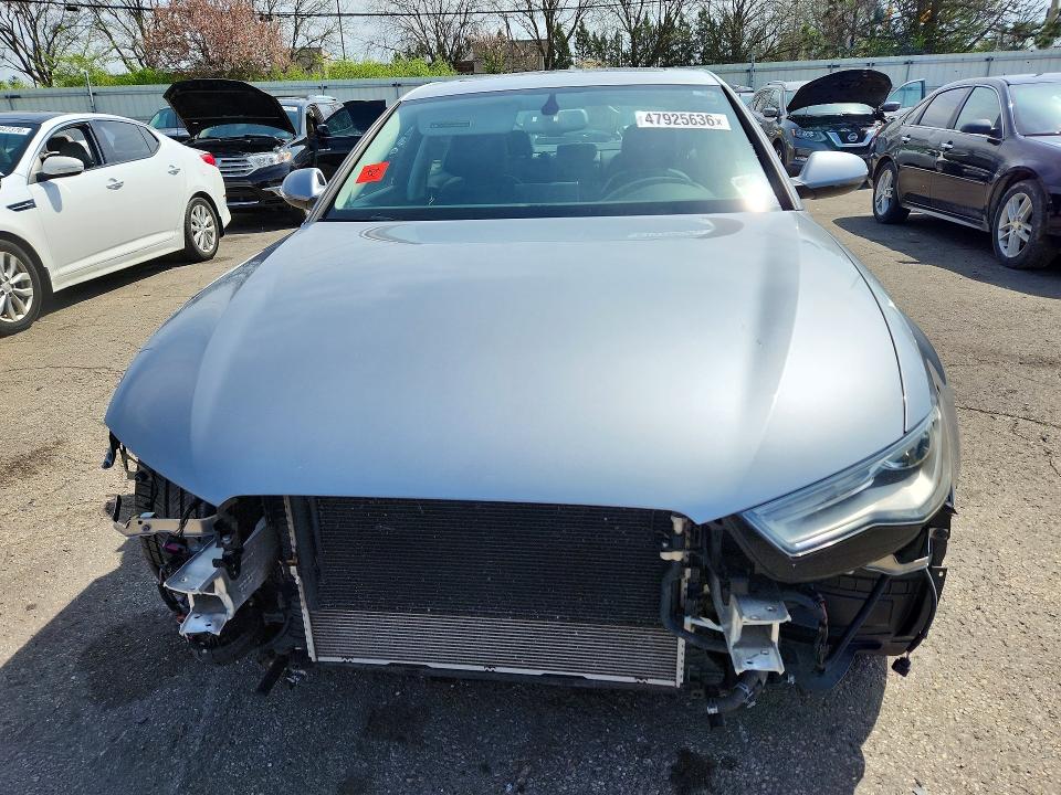 47925636 :رقم المزاد ، WAUFGAFC2GN001528 vin ، 2016 Audi A6 مزاد بيع