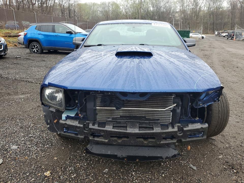 47561566 :رقم المزاد ، 1ZVHT82H385179688 vin ، 2008 Ford Mustang مزاد بيع