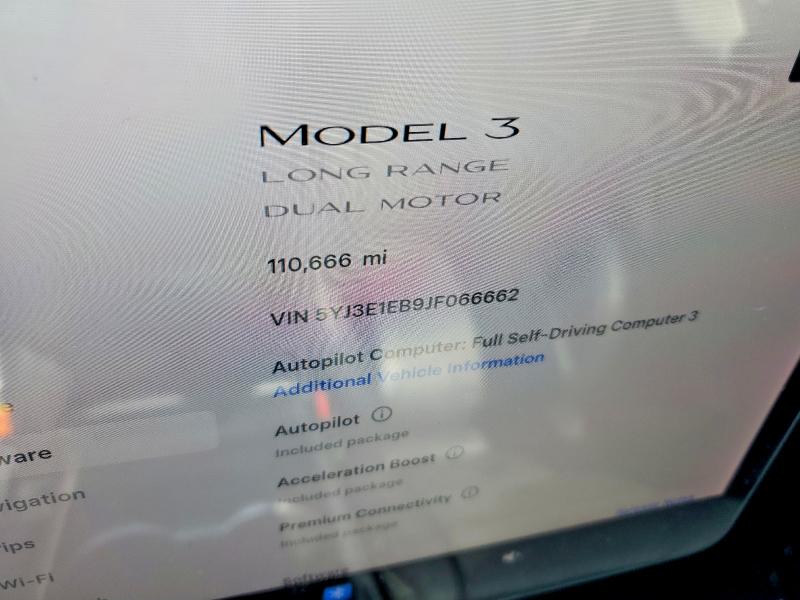 48687276 :رقم المزاد ، 5YJ3E1EB9JF066662 vin ، 2018 Tesla Model 3 مزاد بيع