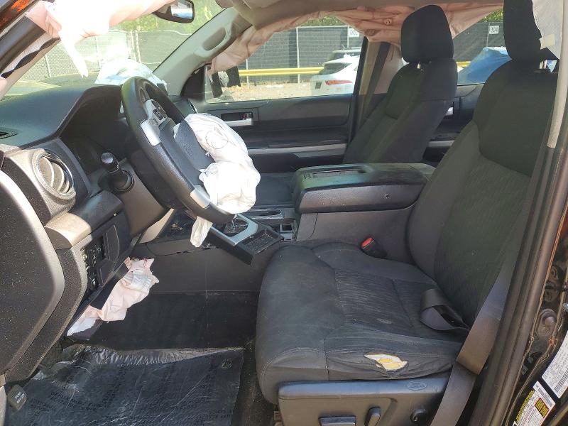 50556806 :رقم المزاد ، 5TFEY5F11LX261287 vin ، 2020 Toyota Tundra مزاد بيع