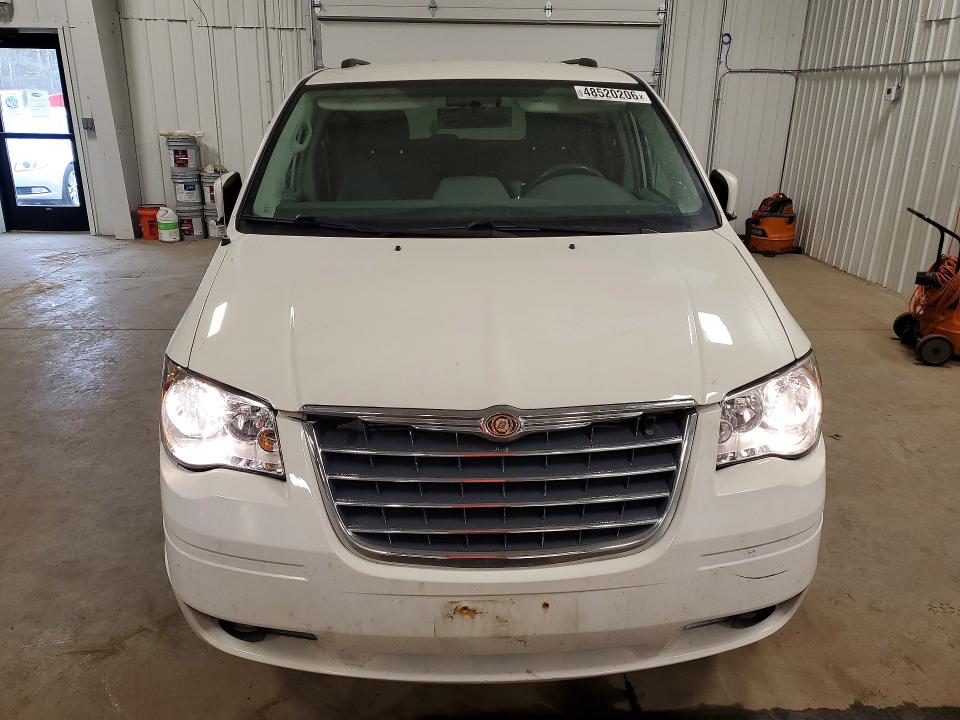 48520206 :رقم المزاد ، 2A4RR5D1XAR347947 vin ، 2010 Chrysler Town & Country مزاد بيع
