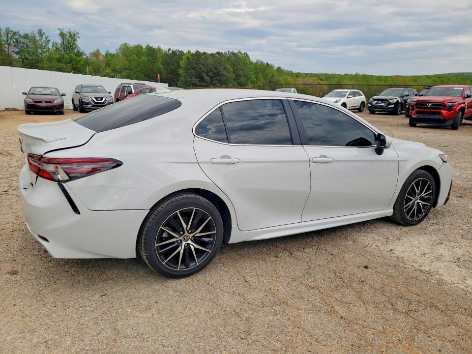 2024 Toyota Camry მანქანა იყიდება აუქციონზე, vin: 4T1G11AK2RU237253, აუქციონის ნომერი: 77203975
