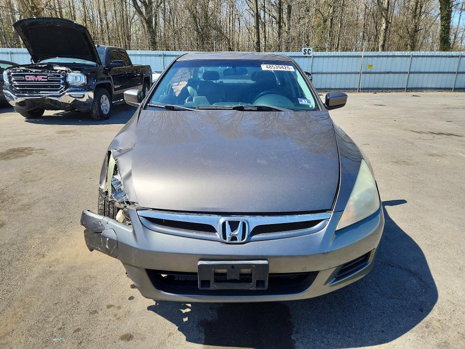 48539426 :رقم المزاد ، 1HGCM56836A088252 vin ، 2006 Honda Accord مزاد بيع