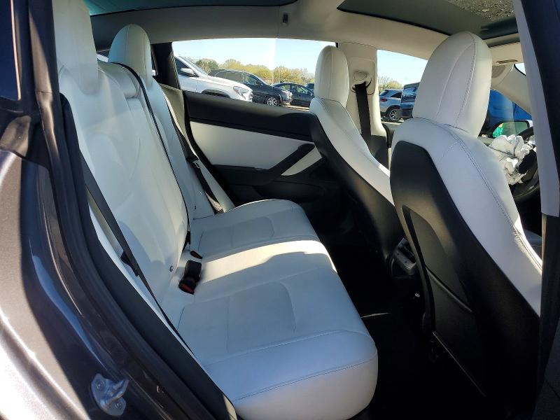Продажа на аукционе авто 2018 Tesla Model 3, vin: 5YJ3E1EB4JF111863, номер лота: 48916796