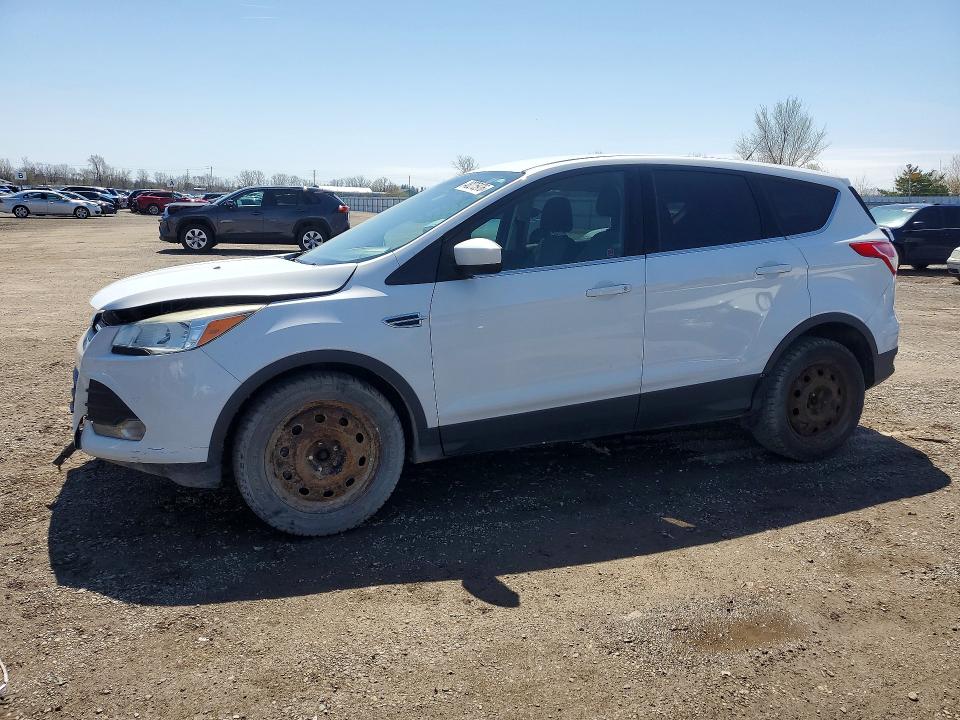 48275976 :رقم المزاد ، 1FMCU9GX1DUA43880 vin ، 2013 Ford Escape مزاد بيع