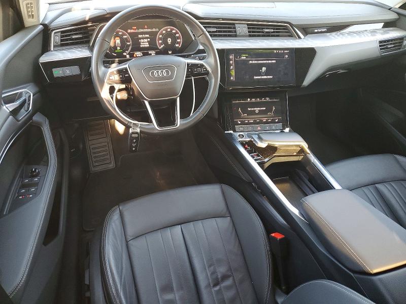 Продажа на аукционе авто 2022 Audi E-tron, vin: WA11AAGE1NB014276, номер лота: 48011126
