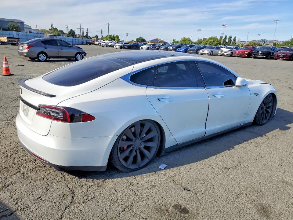 Aukcja sprzedaży 2014 Tesla Model S, vin: 5YJSA1S14EFP42525, numer aukcji: 50643156