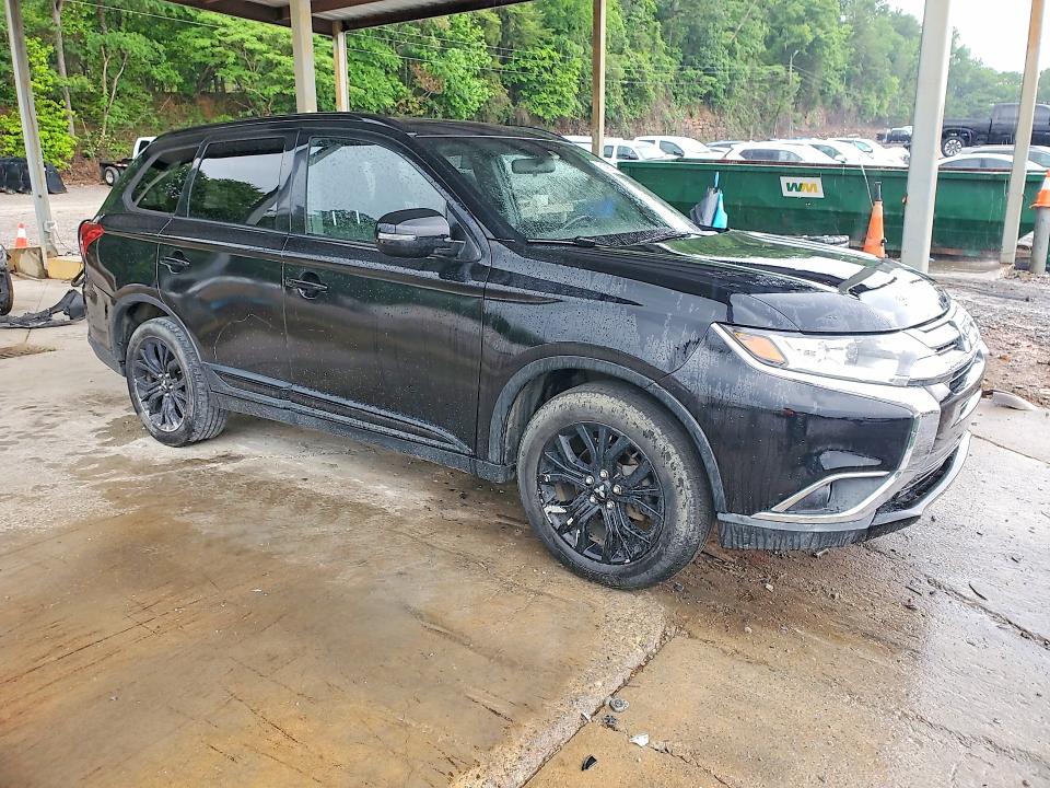 Продажа на аукционе авто 2018 Mitsubishi Outlander, vin: JA4AZ3A31JZ019166, номер лота: 51367746
