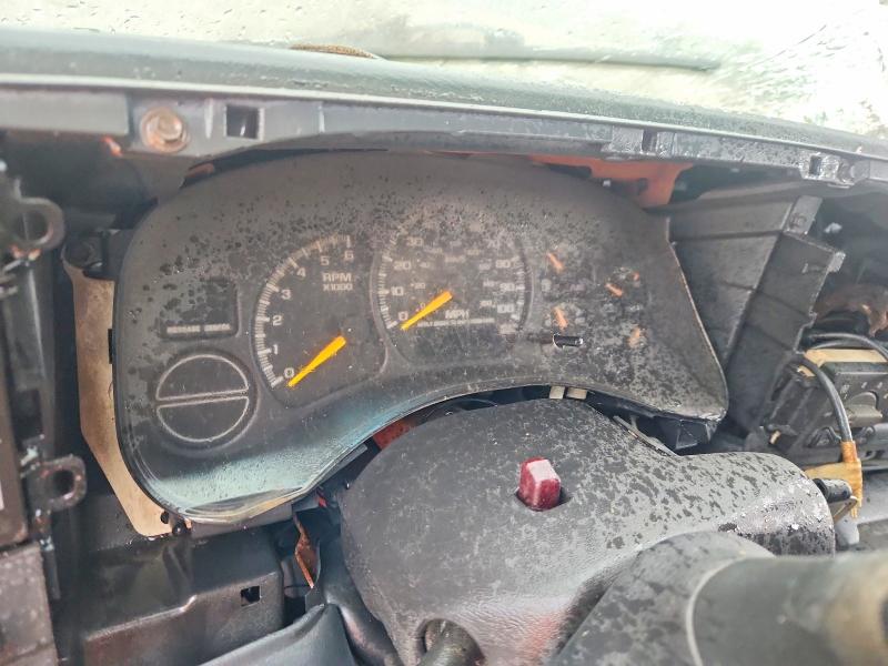 Продаж на аукціоні авто 2000 Chevrolet Silverado, vin: 1GCEK19TXYE215497, номер лоту: 49987976