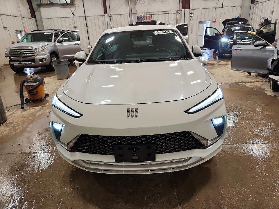 49620236 :رقم المزاد ، KL47LCE25RB083423 vin ، 2024 Buick Envista مزاد بيع