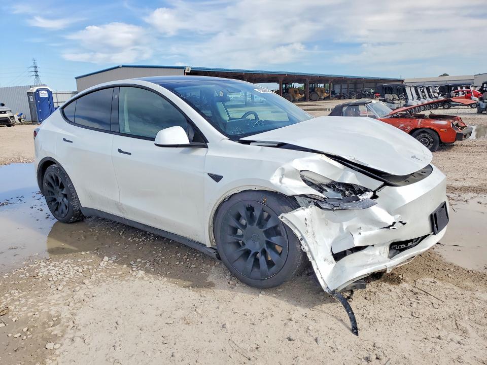 48826546 :رقم المزاد ، 7SAYGDEE6PA072052 vin ، 2023 Tesla Model Y مزاد بيع