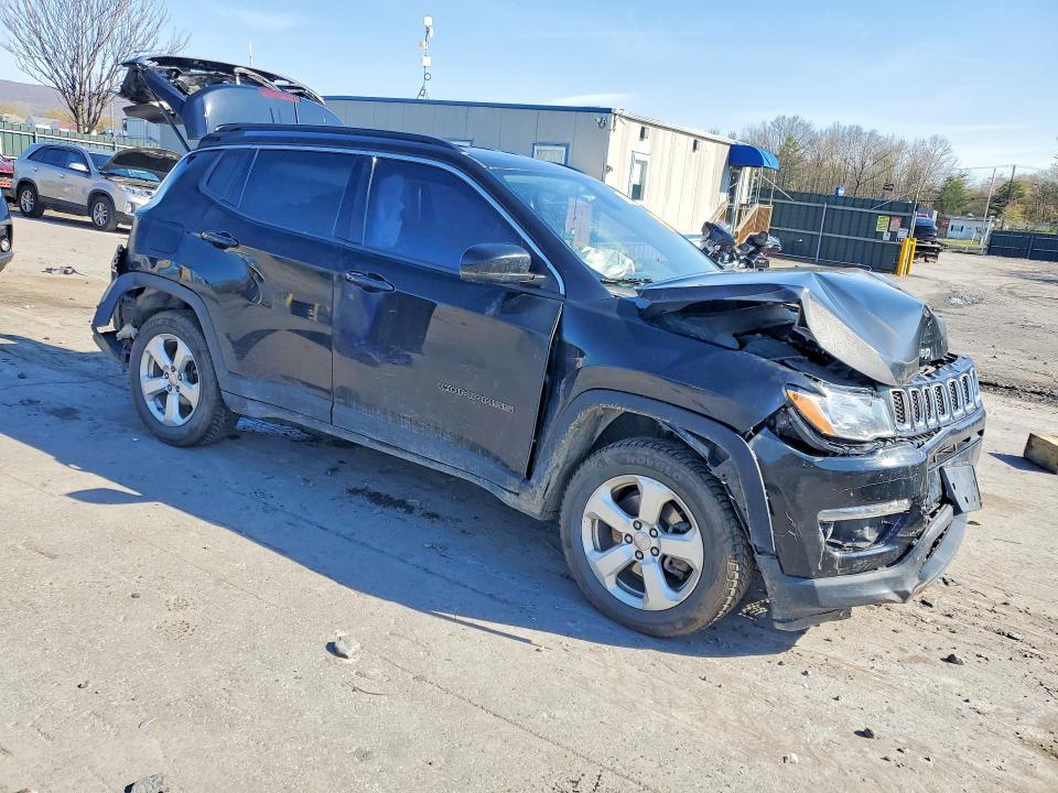 2018 Jeep Compass მანქანა იყიდება აუქციონზე, vin: 3C4NJDBB1JT270741, აუქციონის ნომერი: 50458216