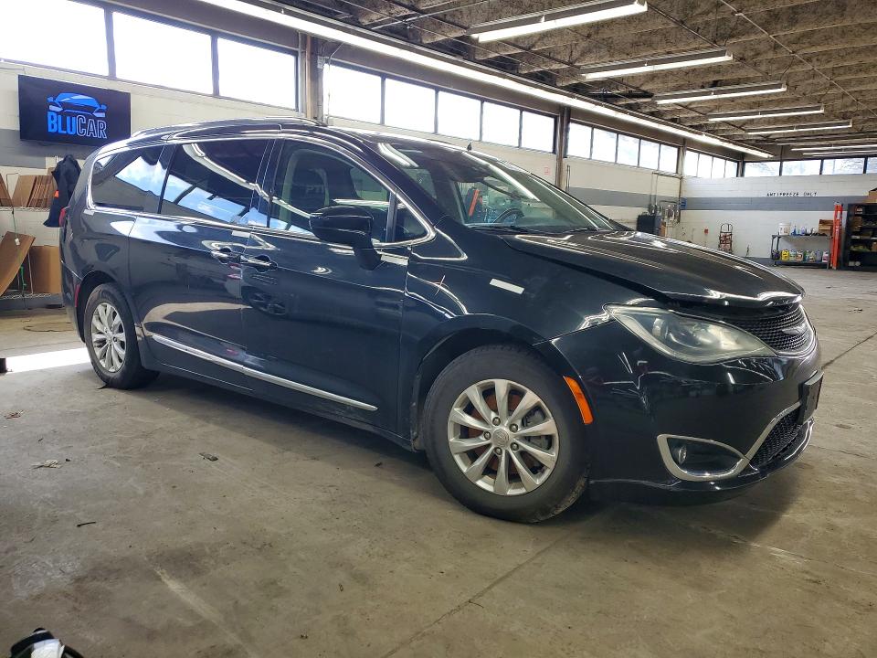Продаж на аукціоні авто 2019 Chrysler Pacifica, vin: 2C4RC1BG3KR577340, номер лоту: 50421996