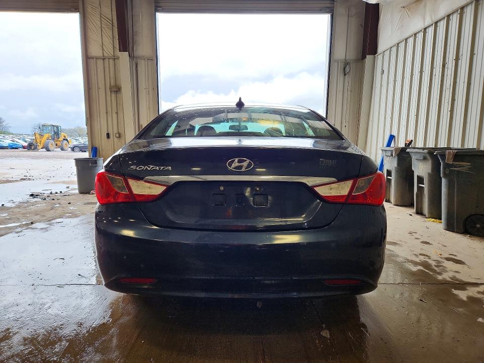 51513696 :رقم المزاد ، 5NPEB4AC2CH351001 vin ، 2012 Hyundai Sonata مزاد بيع