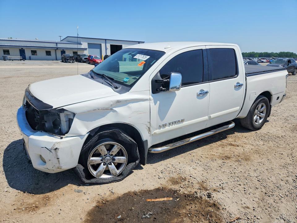 51017626 :رقم المزاد ، 1N6BA0ED1BN311439 vin ، 2011 Nissan Titan مزاد بيع