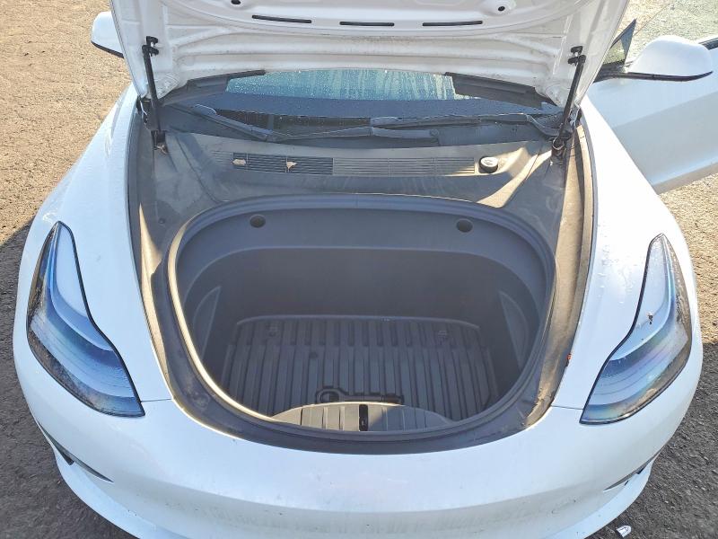 49611426 :رقم المزاد ، 5YJ3E1EB5NF227076 vin ، 2022 Tesla Model 3 مزاد بيع