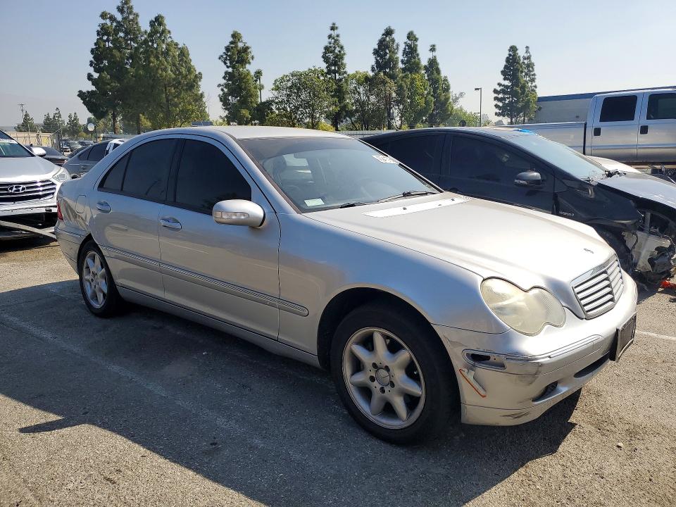 2001 Mercedes-benz C მანქანა იყიდება აუქციონზე, vin: WDBRF61J11F088893, აუქციონის ნომერი: 48941376