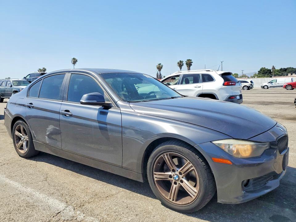 Продажа на аукционе авто 2013 Bmw 320, vin: WBA3C3C55DF978782, номер лота: 51897546