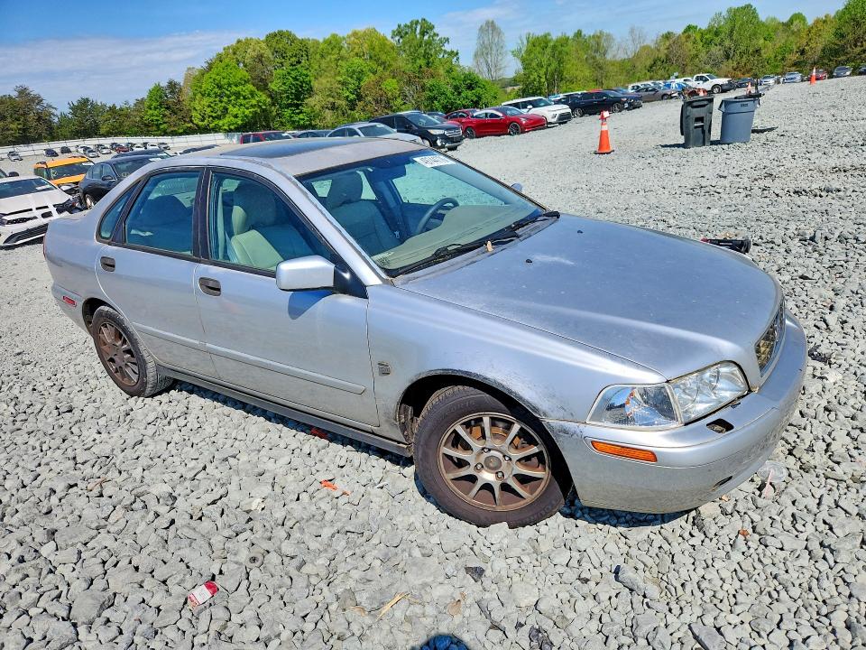 2004 Volvo S40 მანქანა იყიდება აუქციონზე, vin: YV1VS275X4F034523, აუქციონის ნომერი: 49744776
