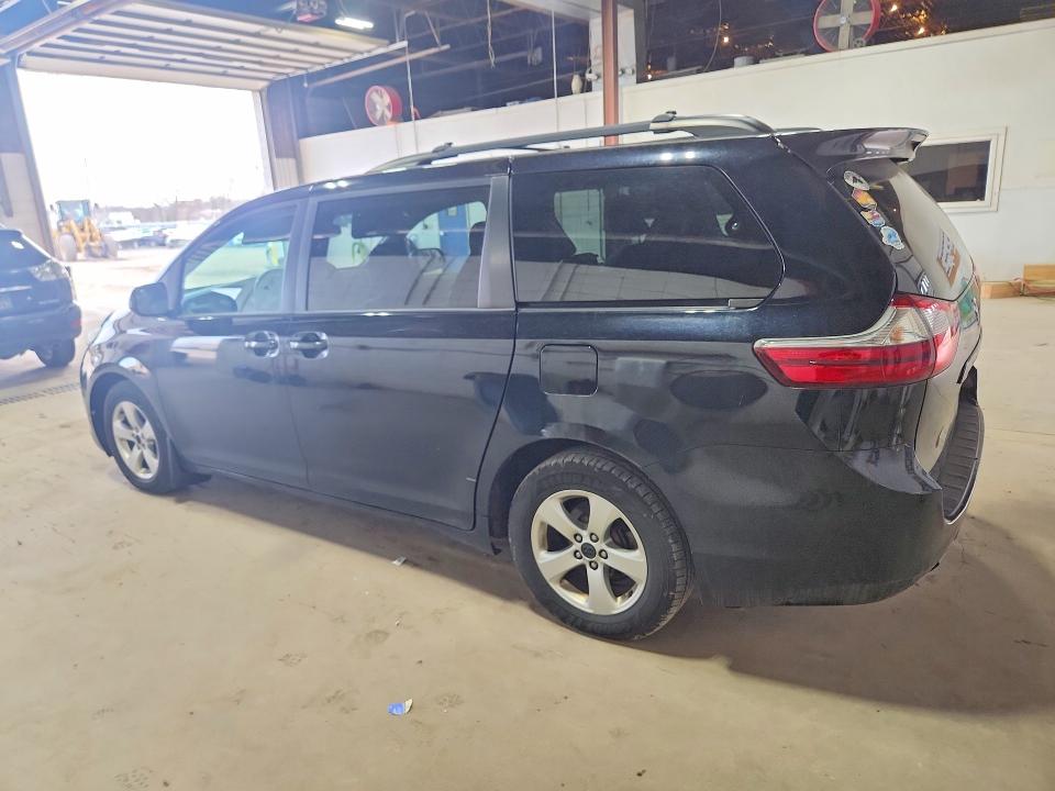 Aukcja sprzedaży 2017 Toyota Sienna, vin: 5TDKZ3DC4HS859850, numer aukcji: 49678396