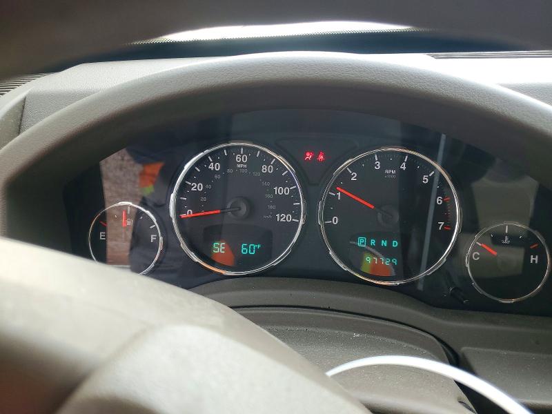 2010 Jeep Liberty მანქანა იყიდება აუქციონზე, vin: 1J4PP2GK2AW181513, აუქციონის ნომერი: 51617656